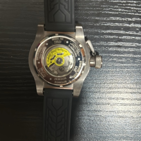 Red Invicta Pro Diver Model NO. 23501 - Picture 4 of 4